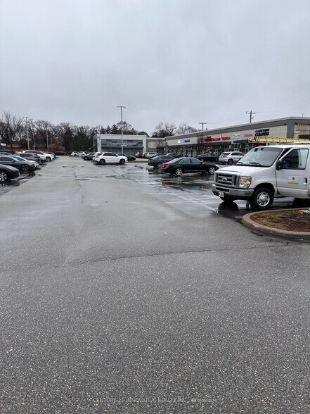 More Photos Of 16 Mallard Rd, Toronto Restaurant For Sale