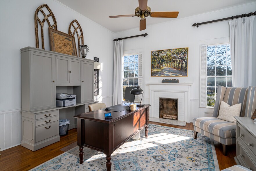 More Photos Of 360 E Main St, Canton Office Residential For Lease