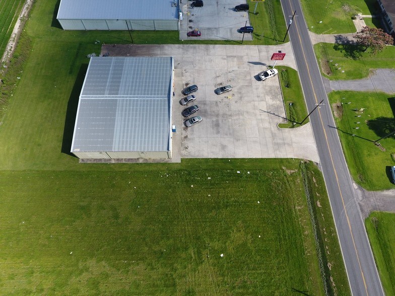 More Photos Of 2837 Highway 20, Vacherie Freestanding For Lease