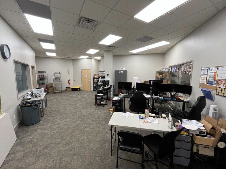 More Photos Of 1133-1153 N 1430 W, Orem Warehouse For Lease