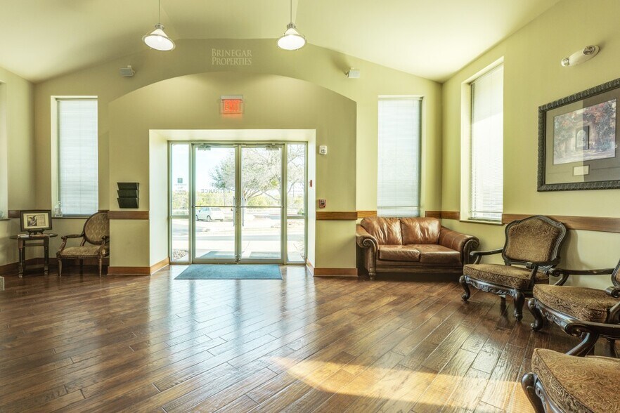 More Photos Of , Georgetown Office For Sale