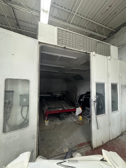 More Photos Of 26 Texaco Ave, Port Jefferson Service For Sale