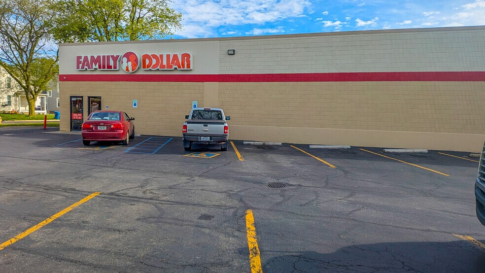 More Photos Of 1154 W State St, Fremont Freestanding For Sale