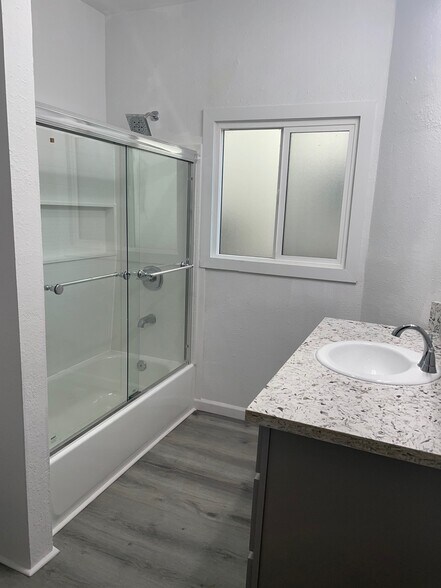 More Photos Of 1746 Crenshaw Blvd, Los Angeles Apartments For Sale