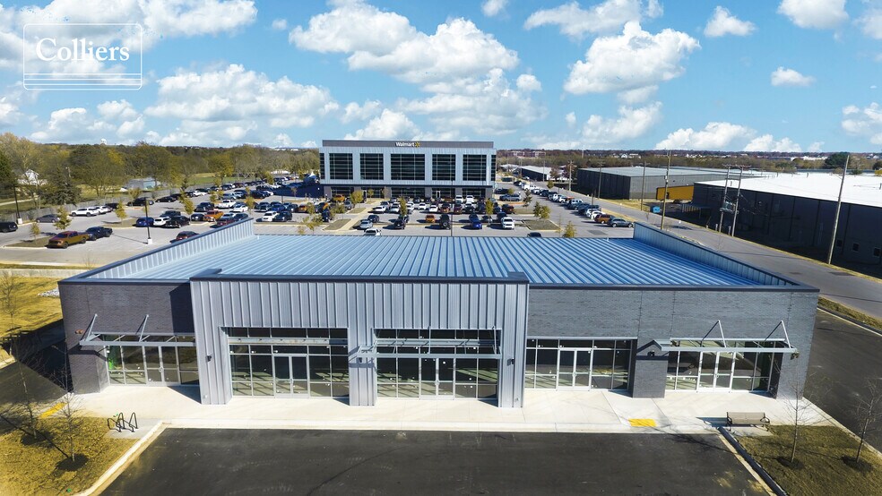 More Photos Of 2401 SE J St, Bentonville Storefront Retail Office For Lease