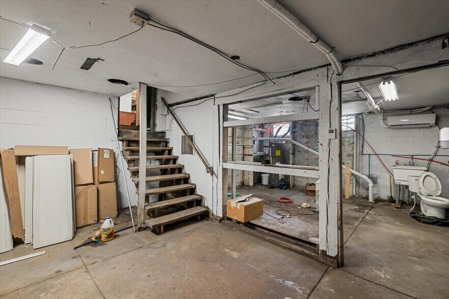 More Photos Of 309 Main St, Emlenton General Retail For Sale