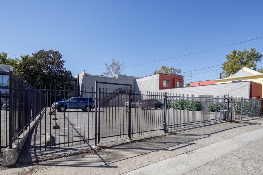 More Photos Of 2007 O St, Sacramento Office For Lease