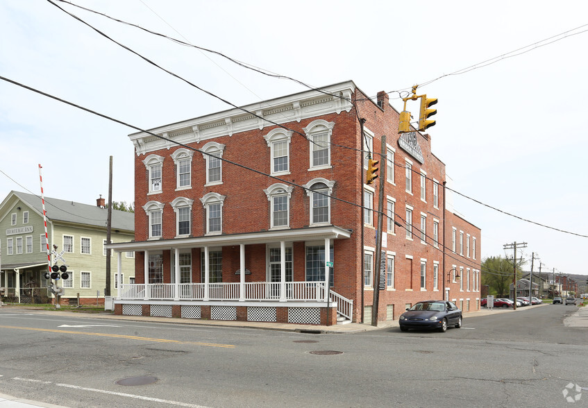 Primary Photo Of 30 Bridge St, New Milford Storefront Retail Office For Lease