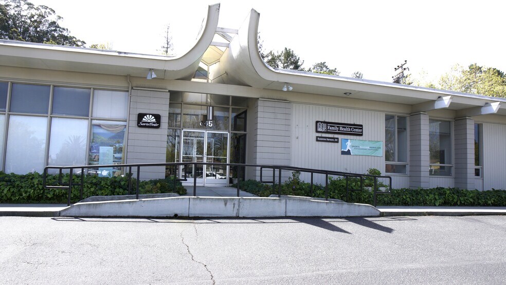 Primary Photo Of 645 Tamalpais Dr, Corte Madera Office For Lease