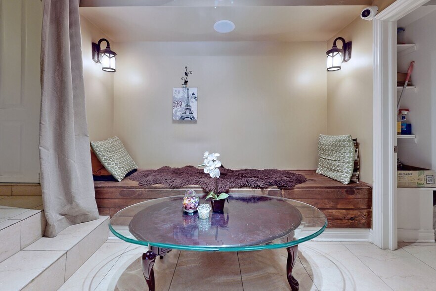 More Photos Of 4801 Keele St, Toronto Warehouse For Sale