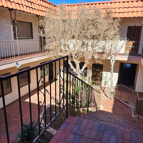 More Photos Of 1987 Mcculloch Blvd, Lake Havasu City General Retail For Lease