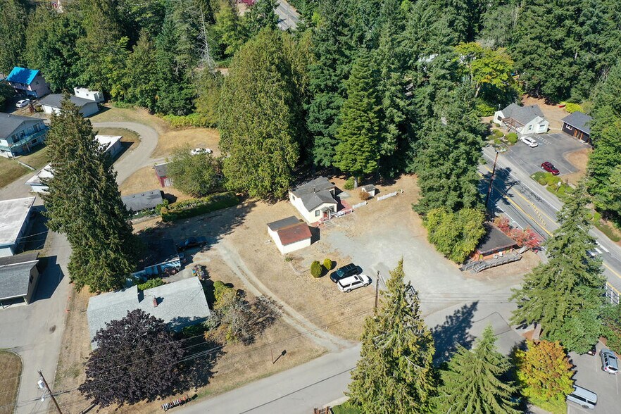 More Photos Of 20363-20379 NW Cedar Ln, Poulsbo General Retail For Sale