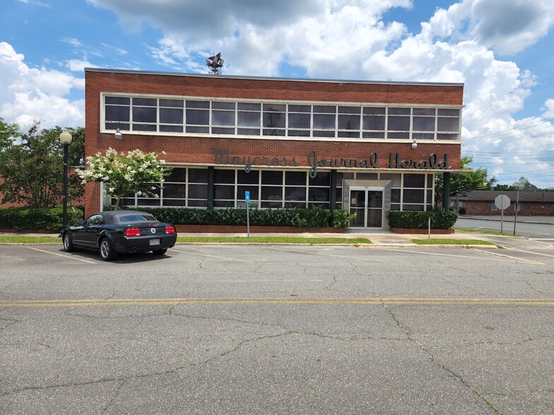 Primary Photo Of 400 Isabella St, Waycross Office For Sale