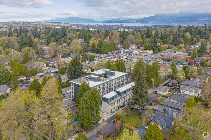 More Photos Of 5828 Granville St, Vancouver Apartments For Sale