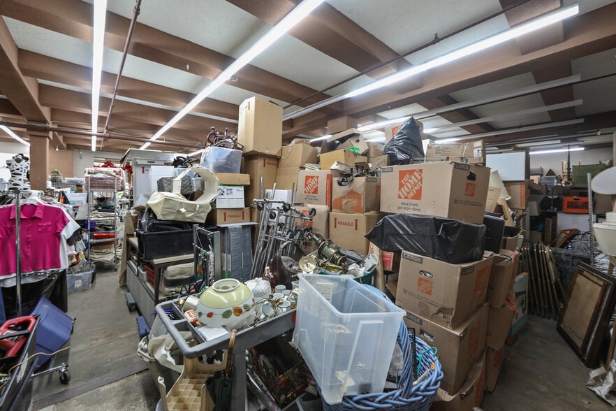 More Photos Of 174-180 Getty Ave, Clifton Warehouse For Sale