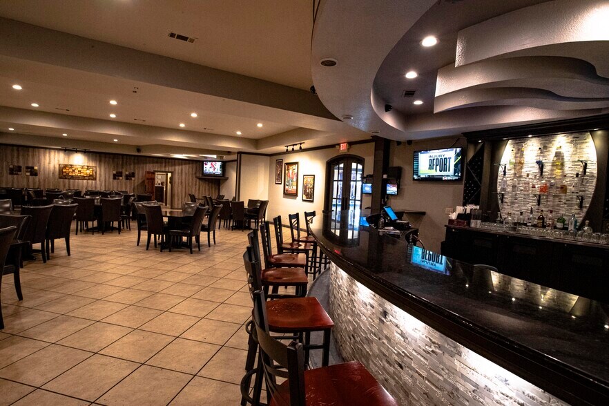 More Photos Of 1700 E. Main St., Blytheville Restaurant For Sale
