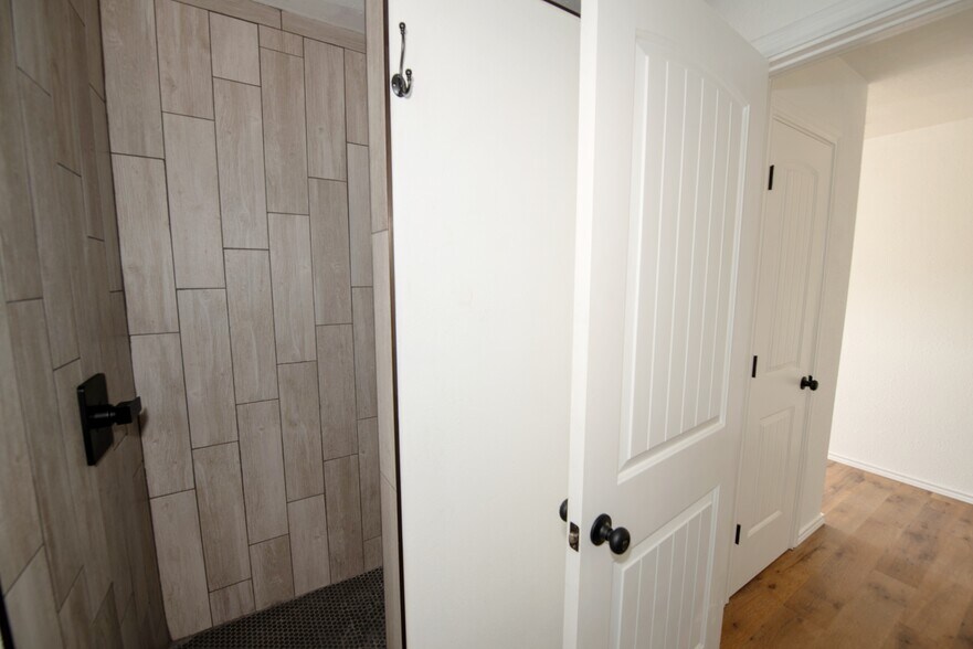 More Photos Of 440 Interstate 30 W, Mount Vernon Land For Sale