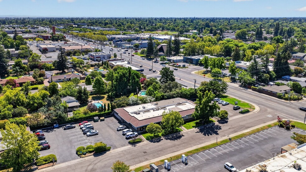 More Photos Of 1870 Avondale Ave, Sacramento Medical For Sale