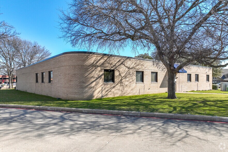 More Photos Of 2200-2202 W Spring Creek Pky, Plano Office For Lease