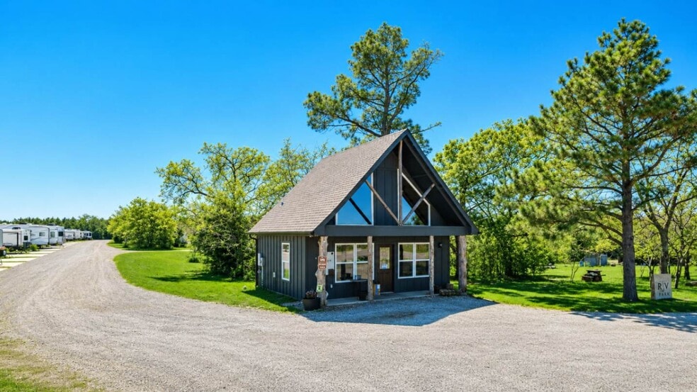 More Photos Of 594 Cedar Mills Road, Gordonville Trailer Camper Park For Sale