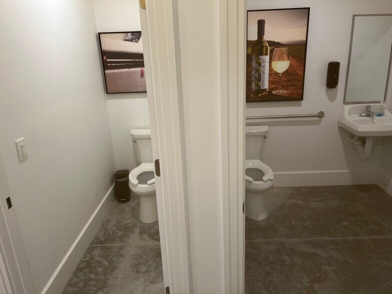 More Photos Of 20948 Corkscrew Rd, Estero Winery Vineyard For Sale