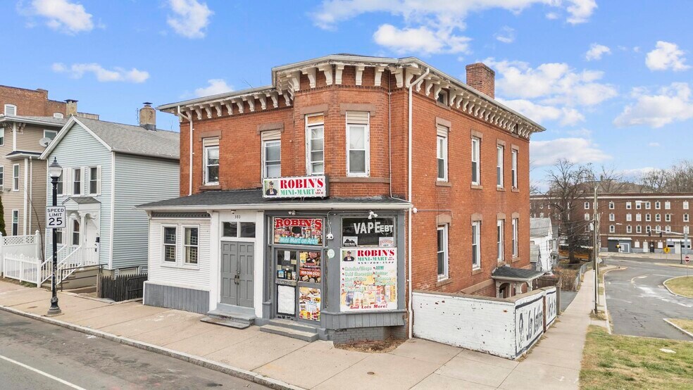 More Photos Of 380 Arch St, New Britain Apartments For Sale