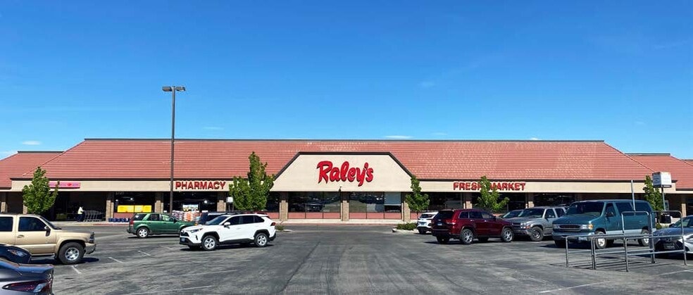 More Photos Of 3665-3883 S Carson St, Carson City Unknown For Lease