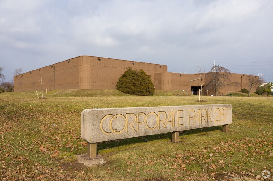 Primary Photo Of 2 Corporate Pl, Piscataway Warehouse For Sale