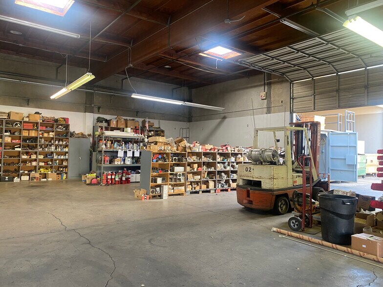 More Photos Of 3251 Monier Cir, Rancho Cordova Warehouse For Sale