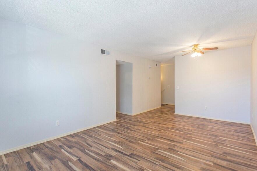 More Photos Of 735 NW 30th St, Oklahoma City Apartments For Sale