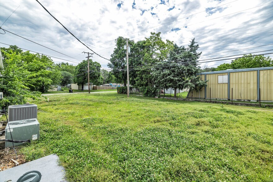 More Photos Of 101 S Main Street, Spavinaw Restaurant For Sale
