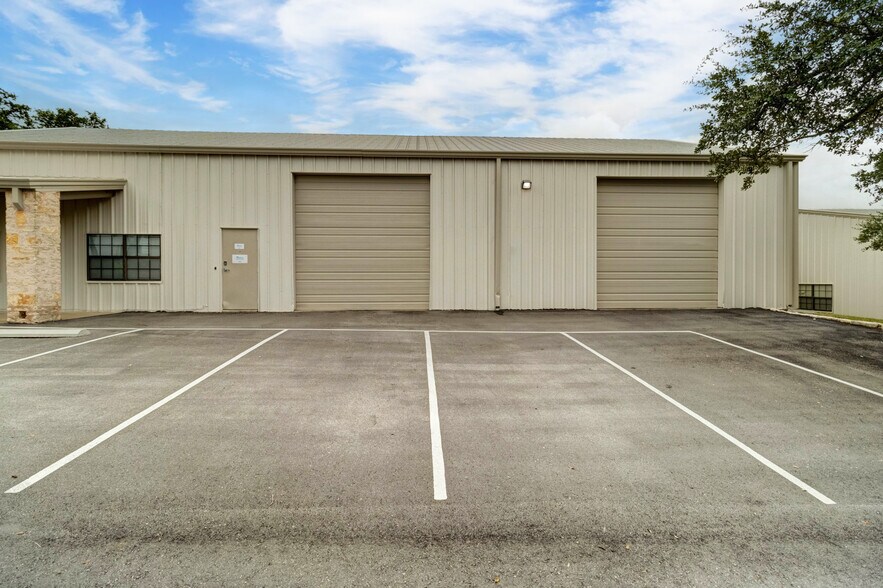 More Photos Of 14101 Hwy 290 W, Austin Unknown For Lease