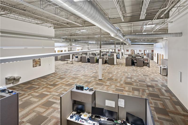 More Photos Of 7025 Clairton Rd, West Mifflin Flex For Lease