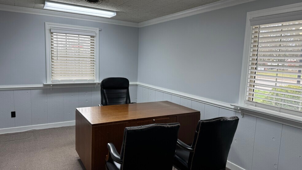 More Photos Of 200 E Nine Mile Rd, Highland Springs Medical For Sale
