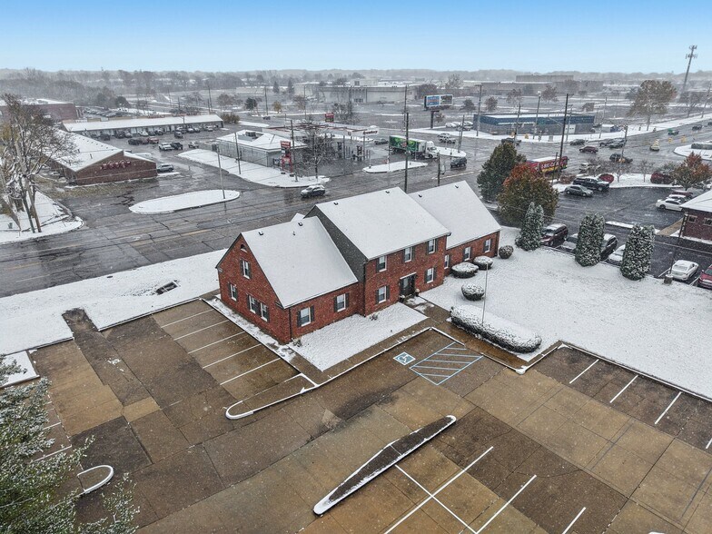 Primary Photo Of 1026 N Mitthoeffer Rd, Indianapolis Office For Sale