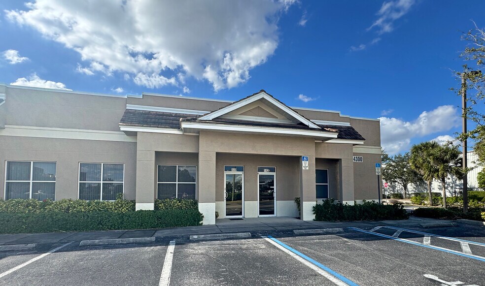 Primary Photo Of 4300 Ford St, Fort Myers Light Manufacturing For Lease