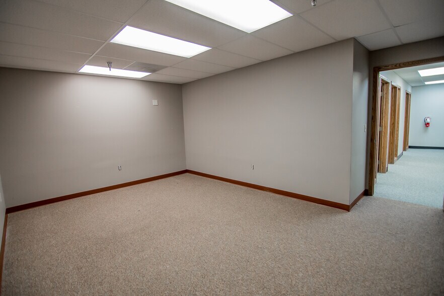 More Photos Of 631 Saint Anne St, Rapid City Medical For Lease