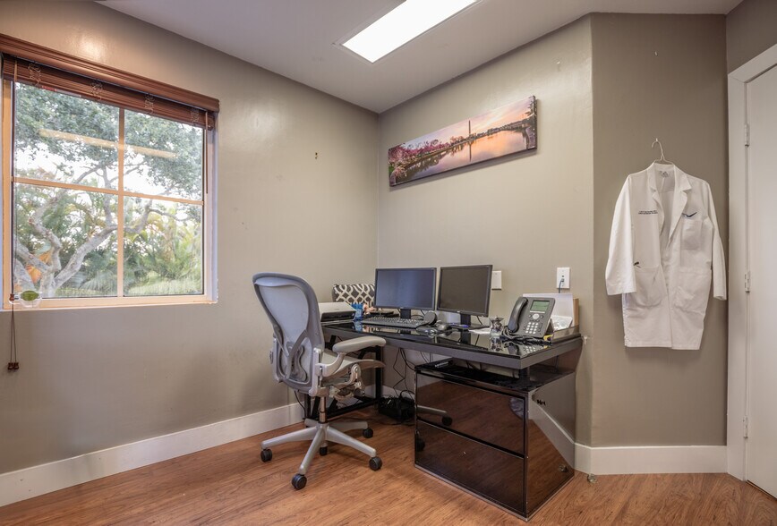 More Photos Of 7765 SW 87th Ave, Miami Medical For Lease