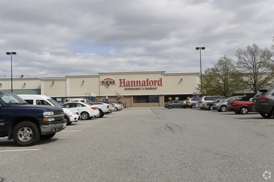 More Photos Of 415 Philbrook Ave, South Portland General Retail For Lease