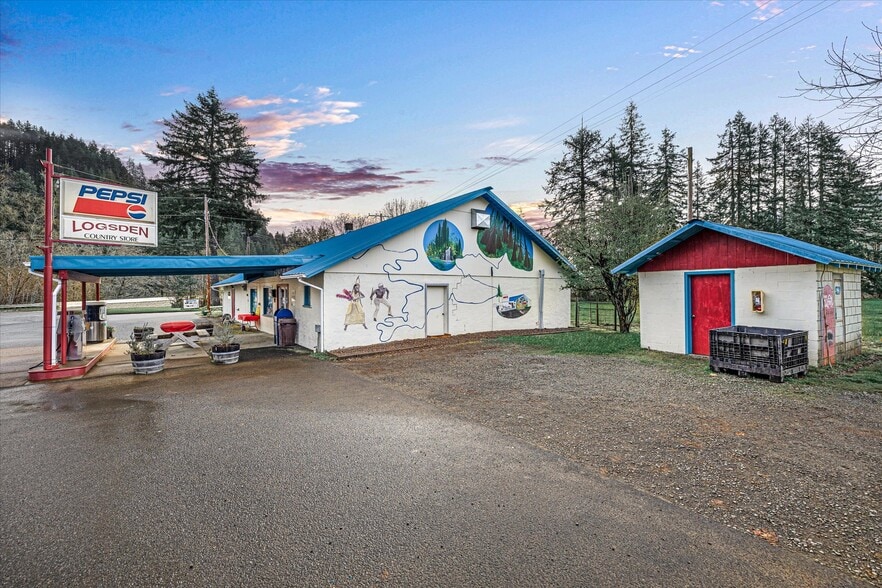 More Photos Of 7550 Logsden Rd, Logsden Convenience Store For Sale