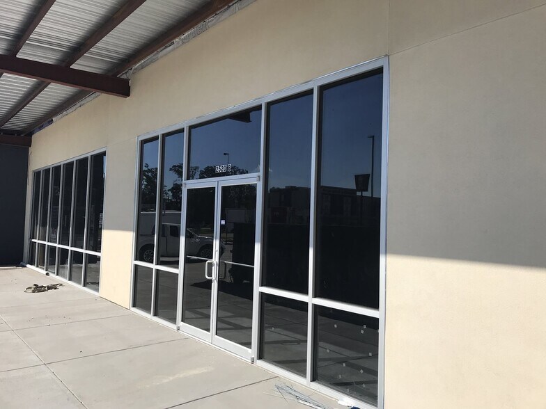 More Photos Of 2703 Outfiter's Dr, Gonzales General Retail For Lease