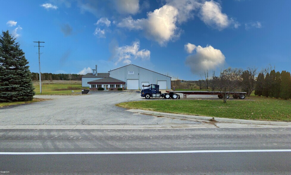 More Photos Of 2100 17 Mile Rd, Kent City Warehouse For Sale