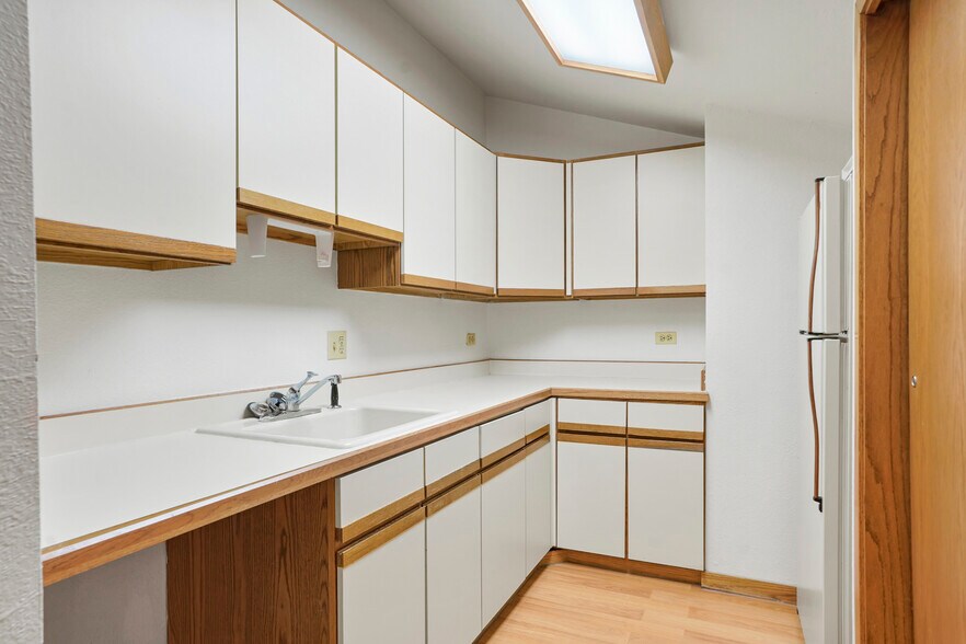 More Photos Of 5400 Ward Rd, Arvada Medical For Lease