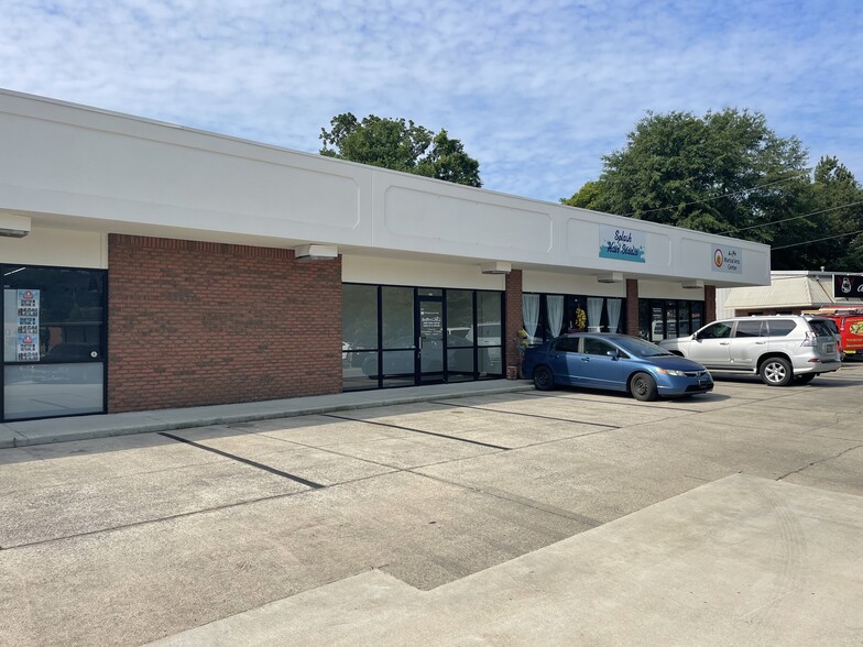 More Photos Of 2032 Old 31 Hwy, Birmingham Unknown For Lease