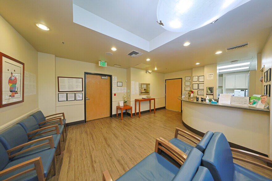 More Photos Of 3525 E Pacific Coast Hwy, Torrance Unknown For Lease