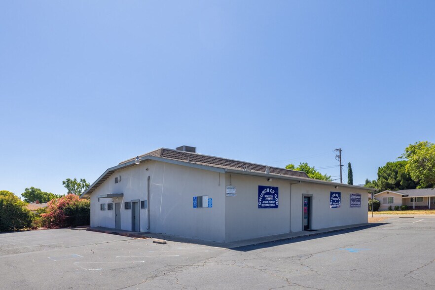 More Photos Of 4015 Railroad Ave, Pittsburg Medical For Sale