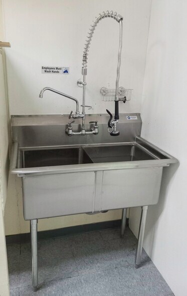 More Photos Of 600 E Altamonte Dr, Altamonte Springs Unknown For Lease