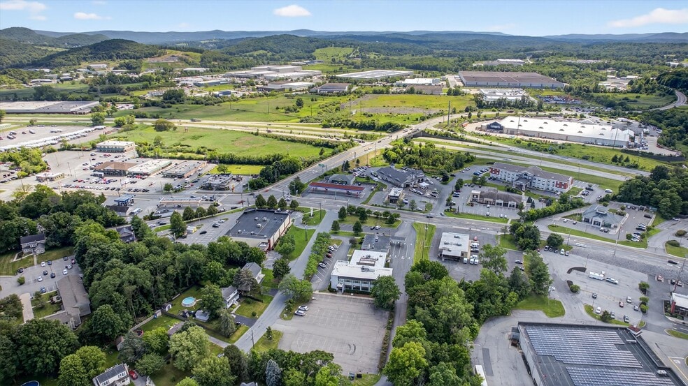 More Photos Of 74 Brookside Ave, Chester General Retail For Lease