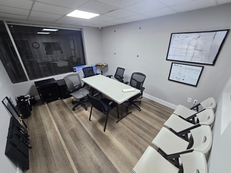 More Photos Of 525 State Road 7, Margate General Retail For Sale