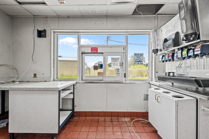 More Photos Of 1512 US Highway 70 E, New Bern Fast Food For Sale